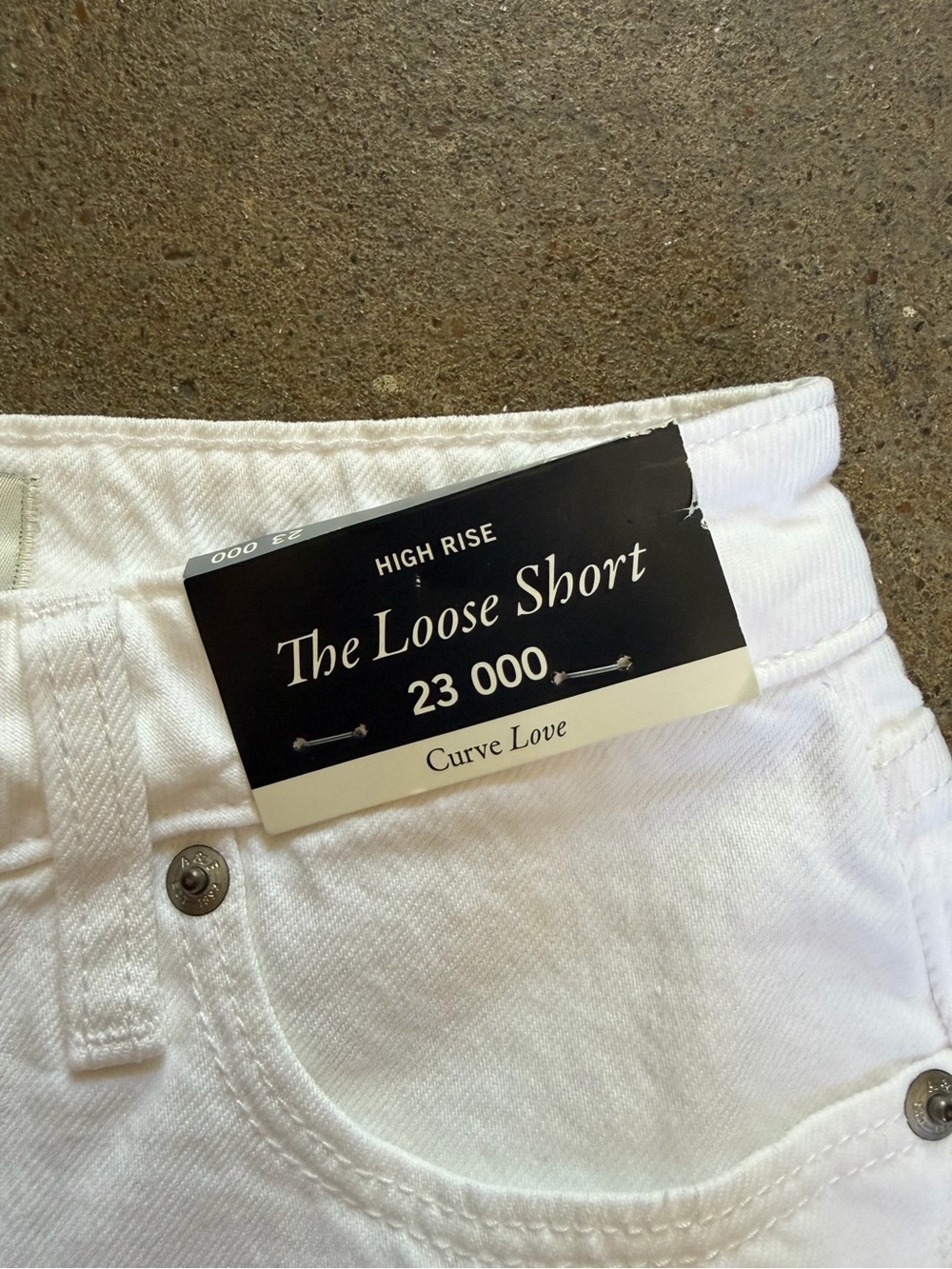 NWT Abercrombie & Fitch The Loose Short HR Curve Love in White Size 23|000 - Picture 7 of 8